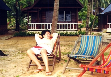 Kat in front of the cabins